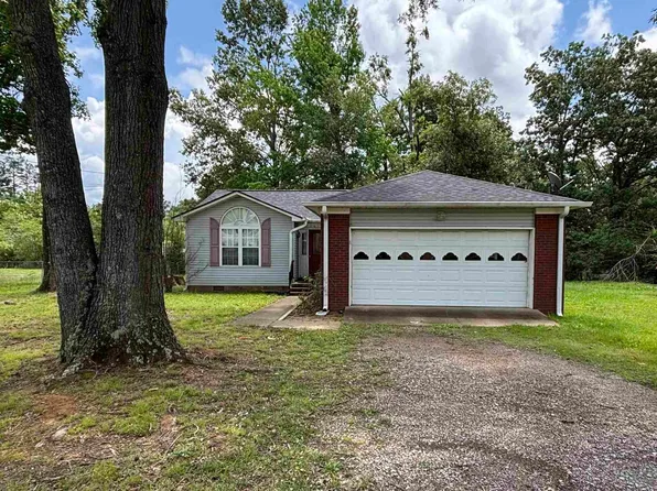 155 Willow St, Savannah, TN 38372