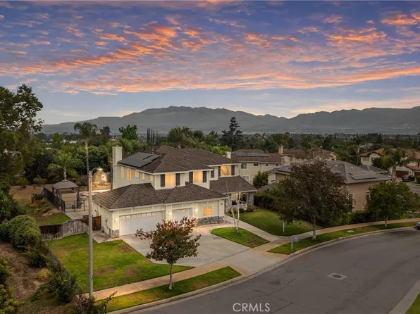 1647 Brittany Dr, Redlands, CA 92374