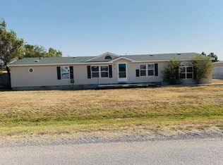 402 S 5th St, Cimarron, KS 67835
