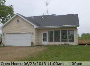 4980 Eureka Rd, Omro, WI 54963