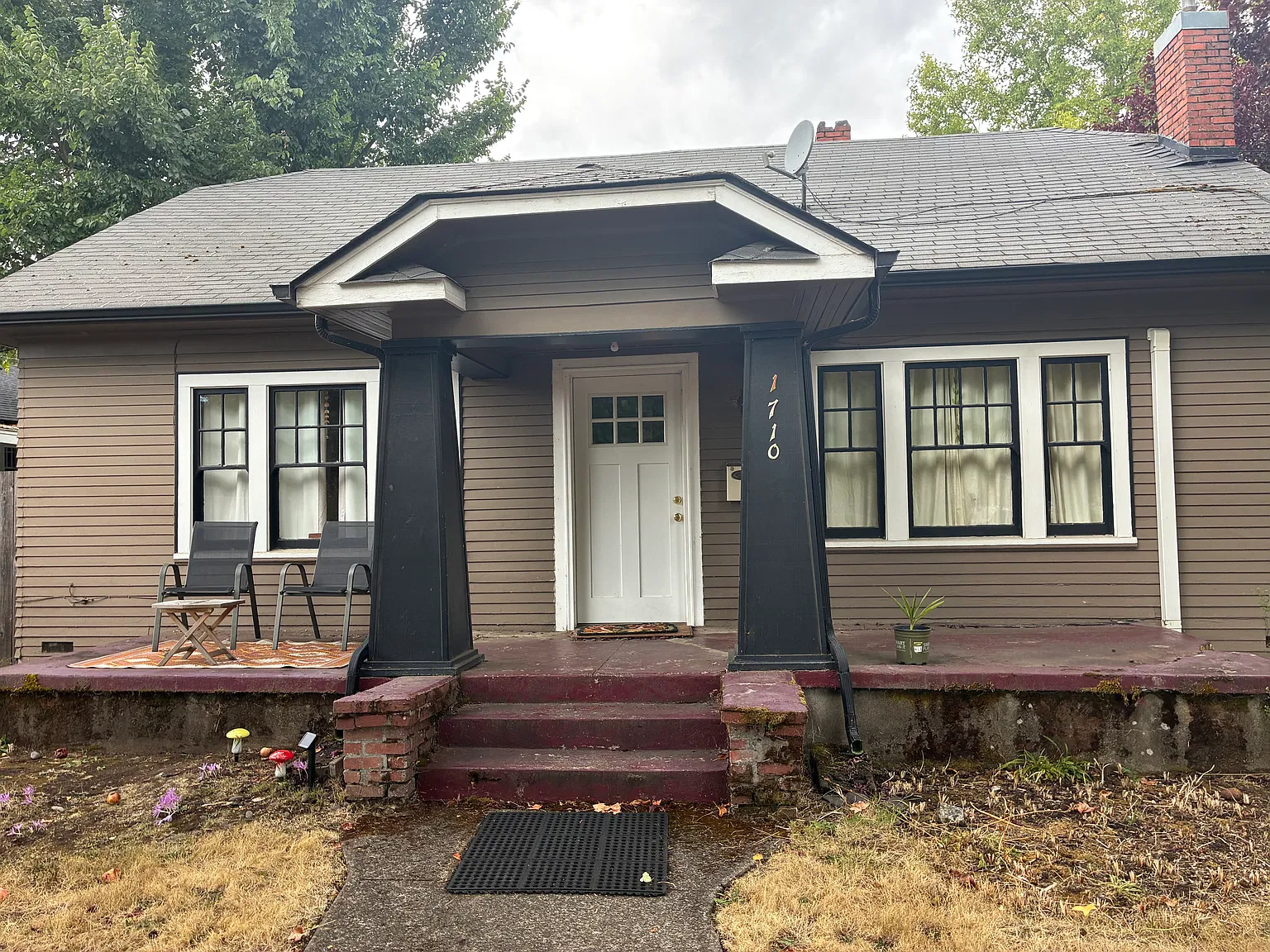 Charming 3 Bedroom Home in Central Eugene | Flexible Layout + Landscaping Included — Photo 1