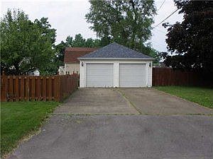 2nd image of 36 Park Pl