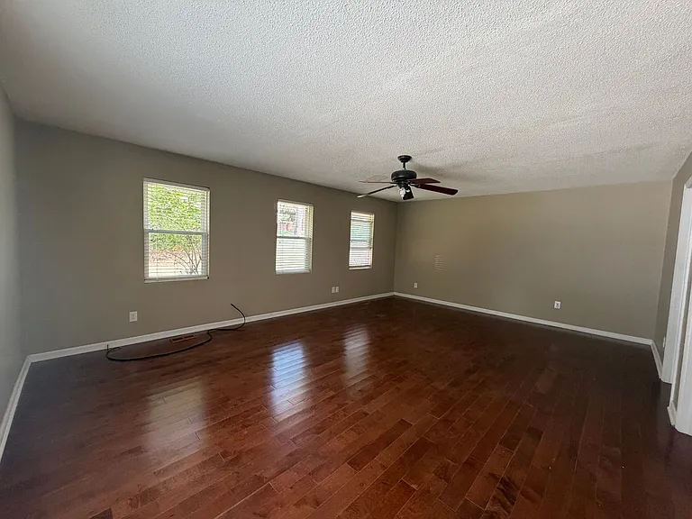 332 Quail Holw — Photo 25