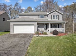 22 Sycamore Way, Poughkeepsie, NY 12603