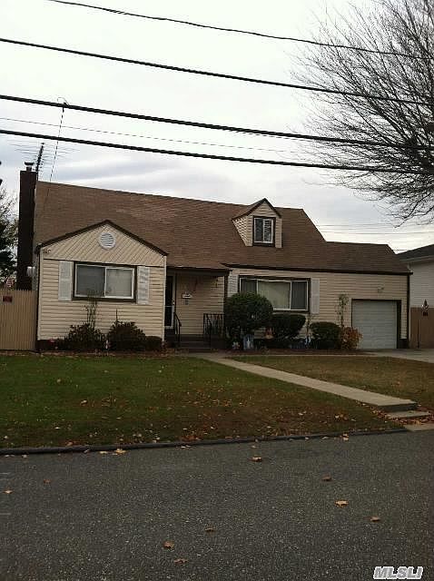1st image of 154 E 2nd St