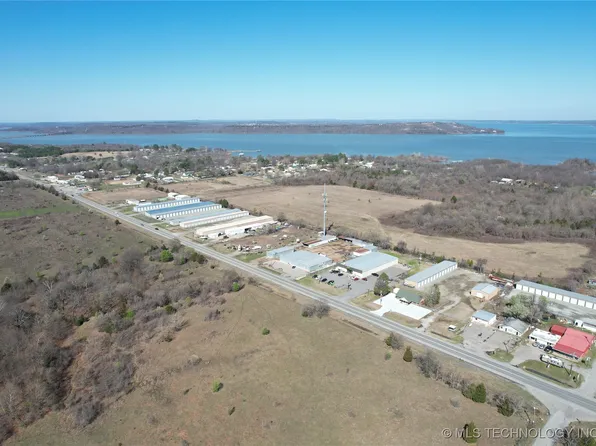 2 S 4213th Rd, Eufaula, OK 74432