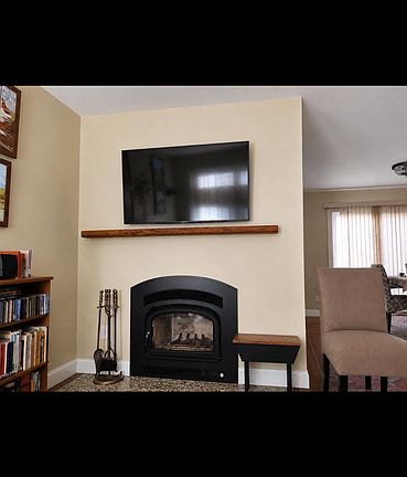 2nd image of 1806 Stoneham Dr