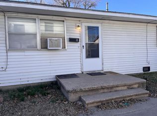 829 E 1st Ave UNIT D, Hutchinson, KS 67501