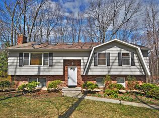 18 Boonton Ave, Kinnelon, NJ 07405