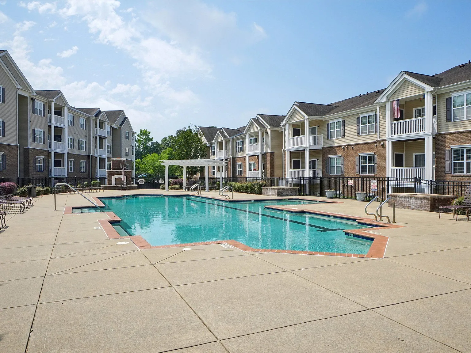 Clairmont at Farmgate — Photo 2