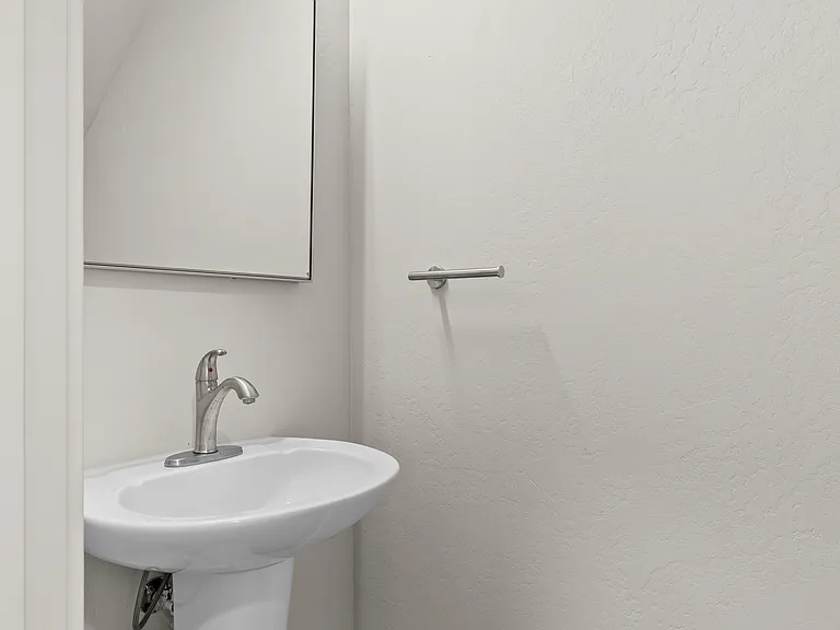 2028 Sunset Dr #2 — Photo 6