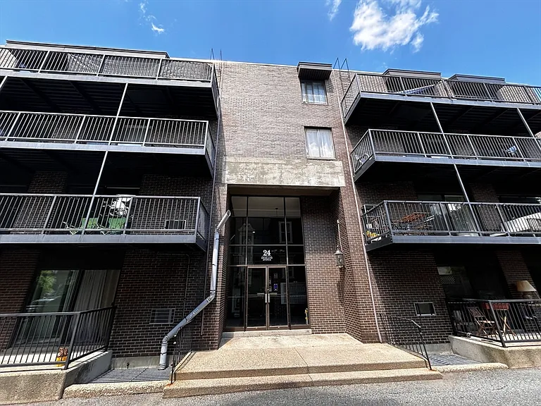 21 Highland Ave #5 — Photo 6