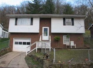 1036 Temple St, Charleston, WV 25387