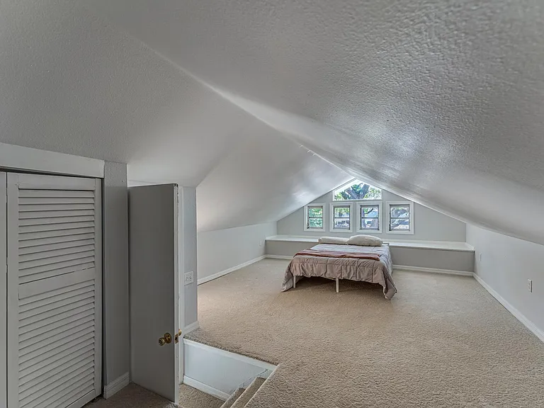 2512 W Palm Dr — Photo 38
