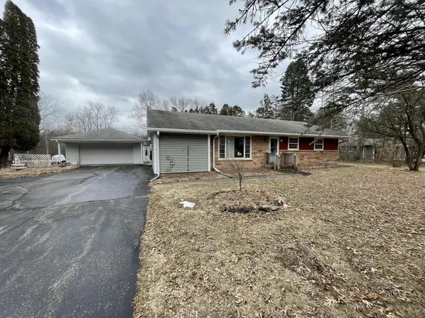 W329N4750 Lakeland DRIVE, Nashotah, WI 53058