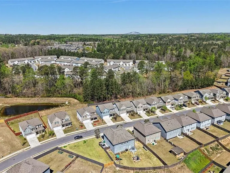 3605 Broadwick Ln — Photo 36