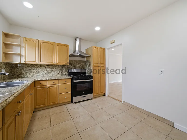16306 S Denver Ave — Photo 22