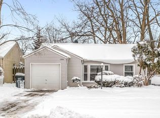 1386 Eastwood Ave, Mayfield Heights, OH 44124