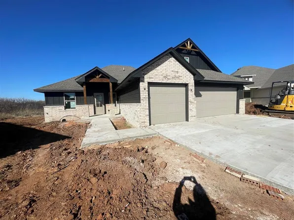 12517 Dolche Vita Dr, Yukon, OK 73099