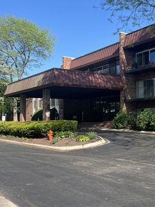 1053 W Ogden Ave APT 339, Naperville, IL, 60563