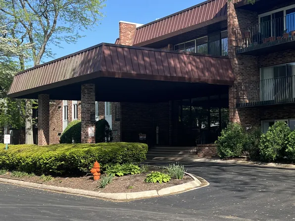 1053 W Ogden Ave APT 339, Naperville, IL 60563