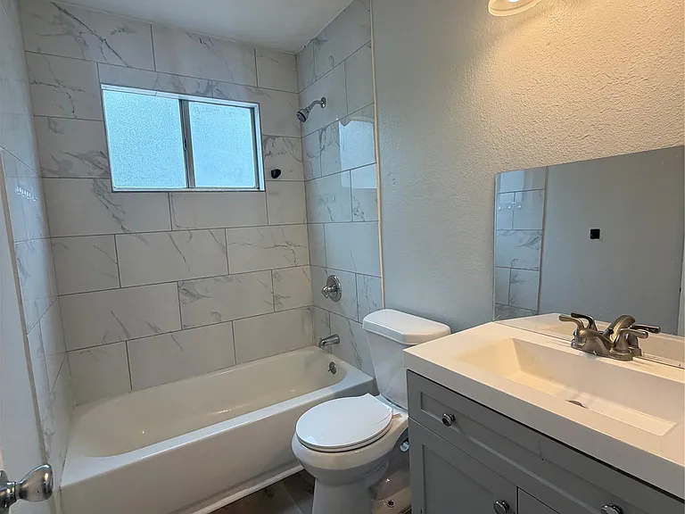 509 Central Ave #B — Photo 14