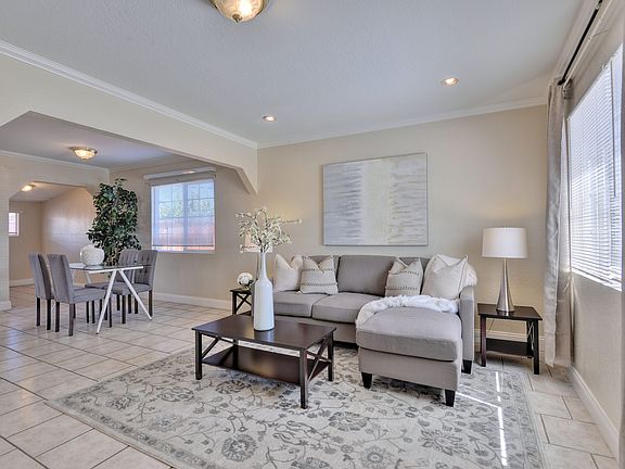 2nd image of 2086 Jamaica Way