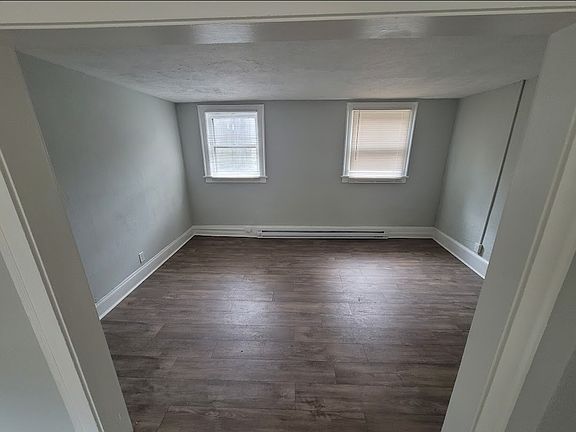4th image of 2174 W 103rd St APT 1