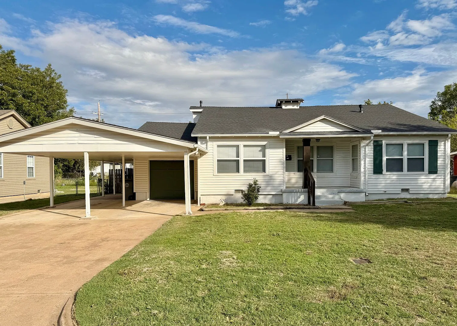 4 Bedroom — Photo 2