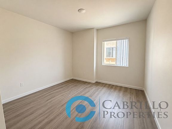 3rd image of 5526 Lauretta St #310