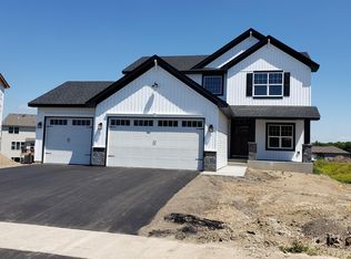 9951 14th Cir NE, Saint Michael, MN 55376