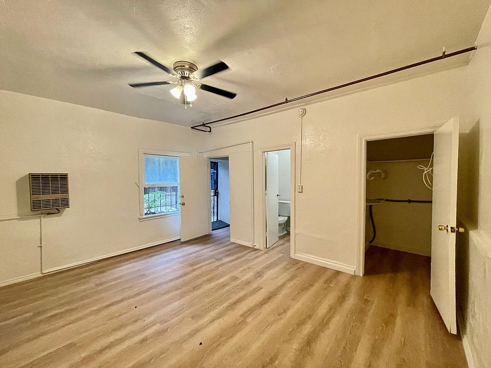 1st image of 3205 Descanso Dr APT B2