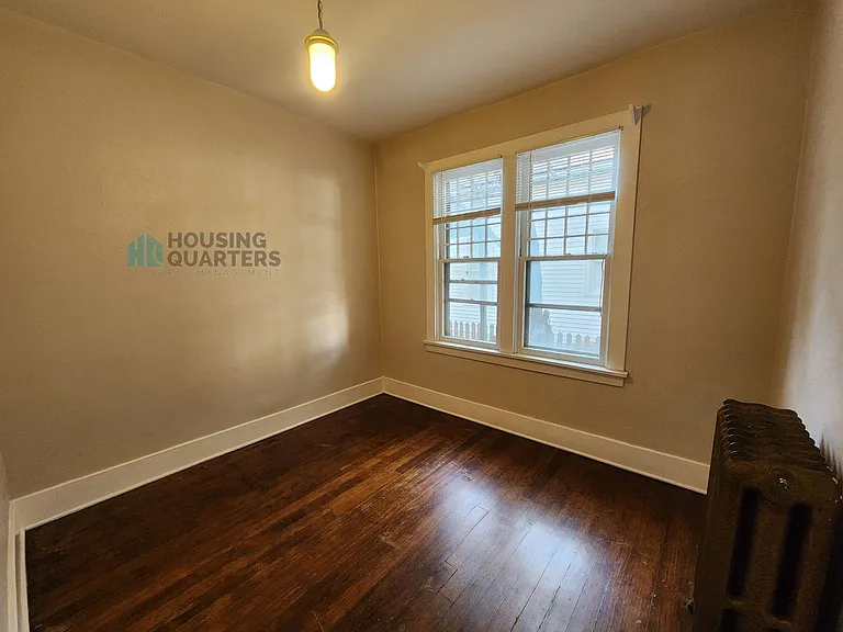 1414 N Lincoln St — Photo 6