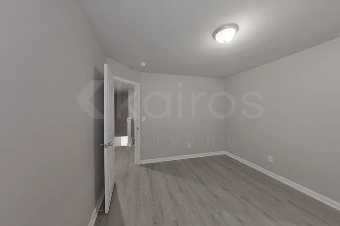 217 Sky Hawk Ln — Photo 19