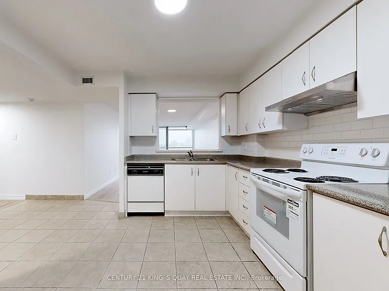 4727 Sheppard Ave E #616 — Photo 13
