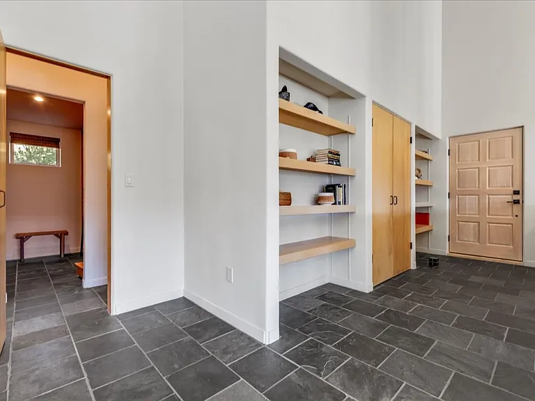 38 Asoleado Dr — Photo 14