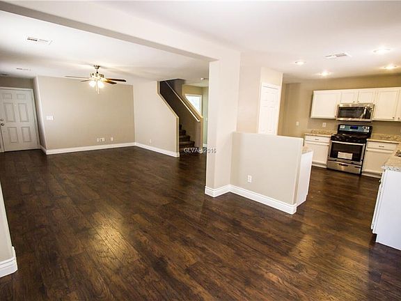 5th image of 2063 Spiers Ave