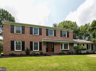4046 Hollow Rd, Malvern, PA 19355