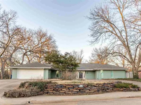 2406 W 10th Ave, Stillwater, OK 74074