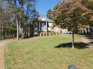 1007 Deer Branch Ln, Greenbrier, TN 37073