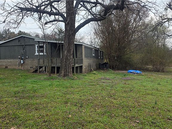 4th image of 161 S Hughes Rd