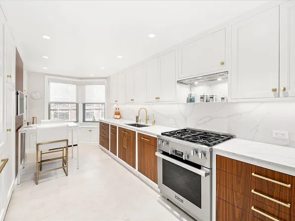 114 E 72nd St #89B, New York, NY 10021