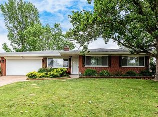 8915 Rusdon Ln, Saint Louis, MO 63126