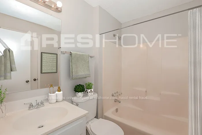 3943 Woodland Cir SE — Photo 10