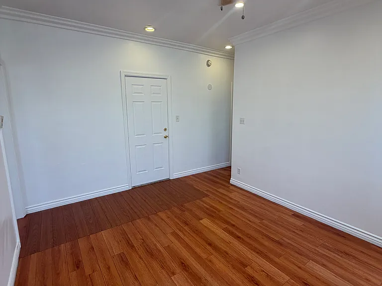 1010 Allen Ave #C — Photo 14