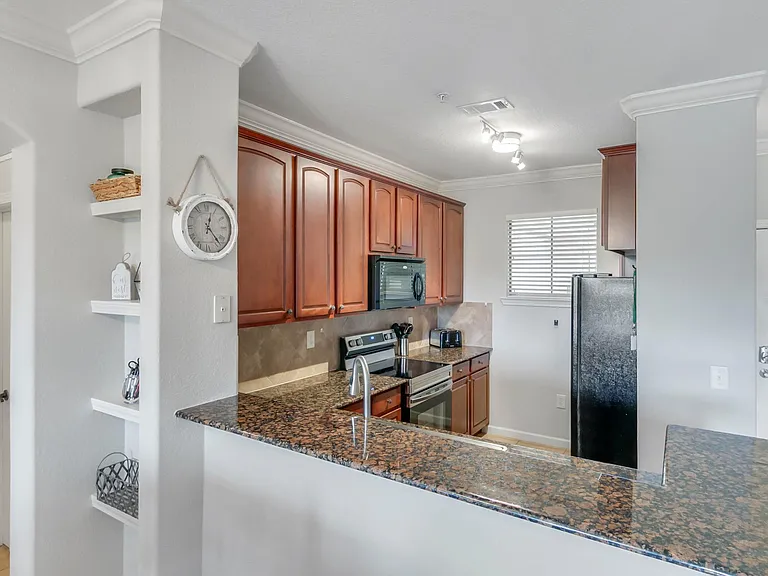 903 Charo Pkwy #832 — Photo 5