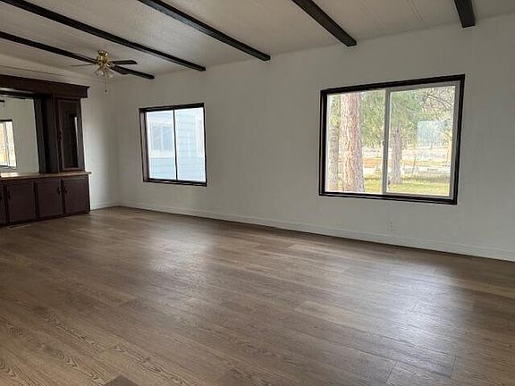 2nd image of 715 Pine Dr