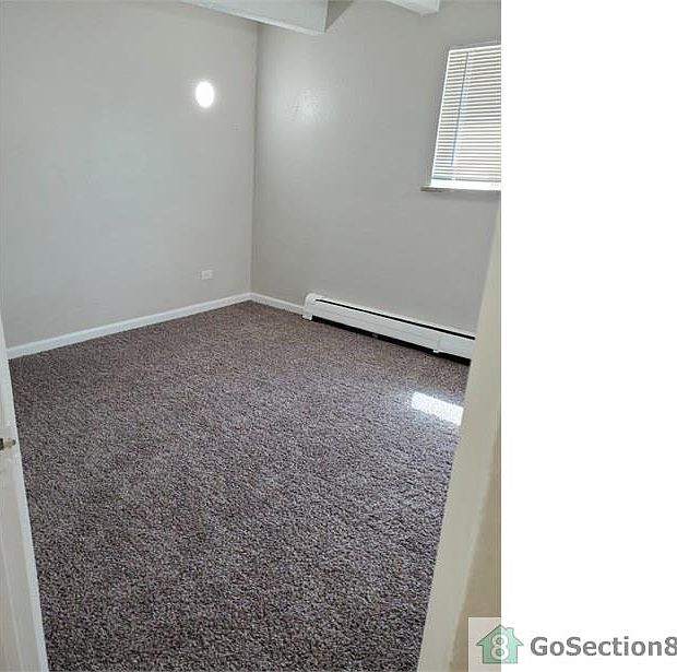2nd image of 1960 Dallas St #201