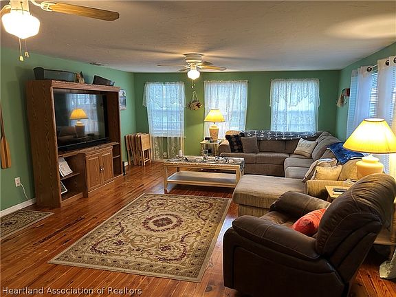 4th image of 647 Lake June Rd