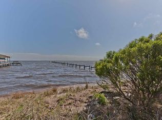 5021 Soundside Dr, Gulf Breeze, FL 32563